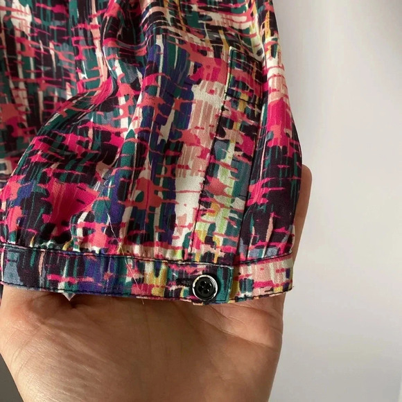 NYDJ printed blouse size large - Picture 4 of 10